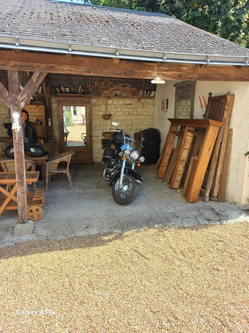 La Douceur Saumuroise Avec Petit Dejeuner エクステリア 写真
